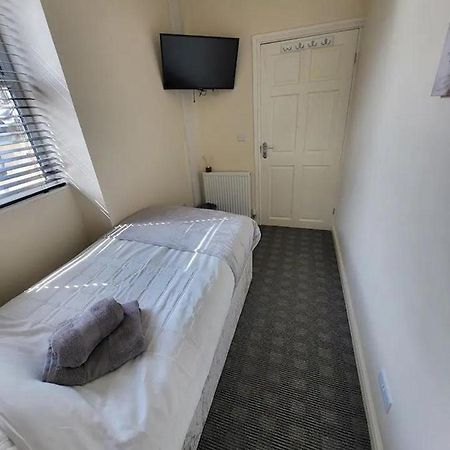 הוליהד Dublin Packet - Single Room 3 מראה חיצוני תמונה