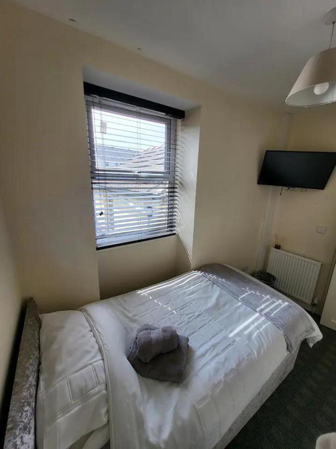 הוליהד Dublin Packet - Single Room 3 מראה חיצוני תמונה